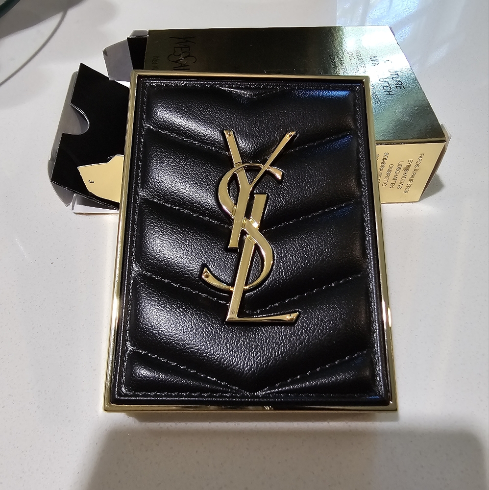 Yves Saint Laurent Couture Mini Eyeshadow Clutch - Picture 4 of 5